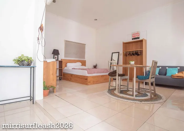Mirri House Kerobokan アパート